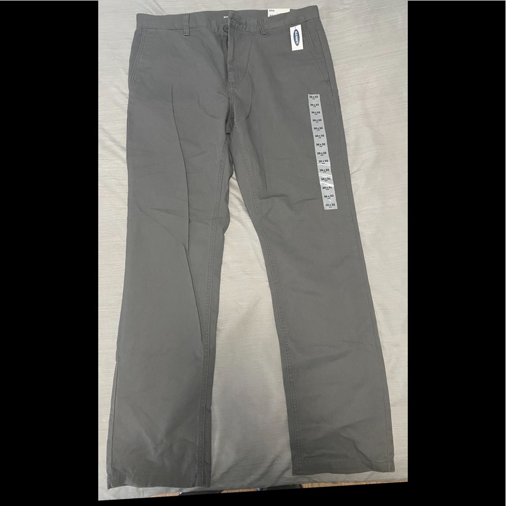 Old navy men’s chino pants size 36x32